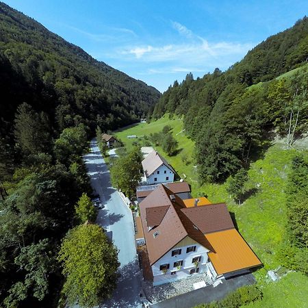 Guest House Gostisce Gacnk V Logu Cerkno Exteriör bild