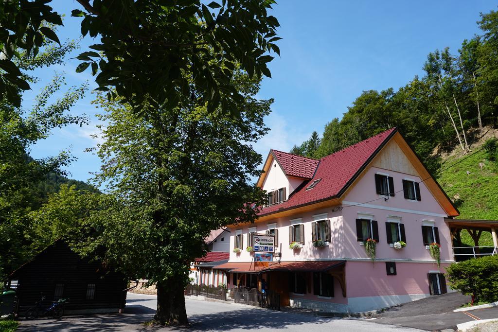 Guest House Gostisce Gacnk V Logu Cerkno Exteriör bild